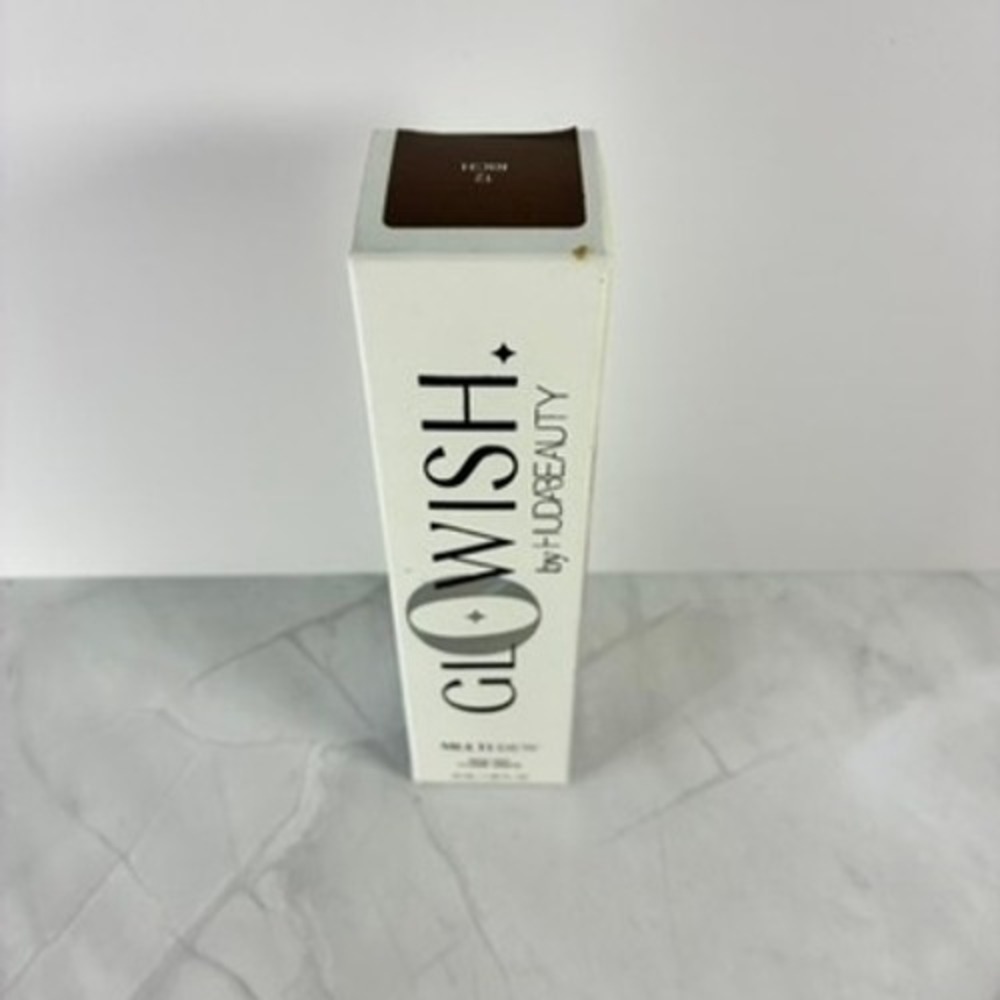 Huda Beauty GloWish Multi Dew Skin Tint 12 Rich Dewy Foundation New NIB 1.35oz